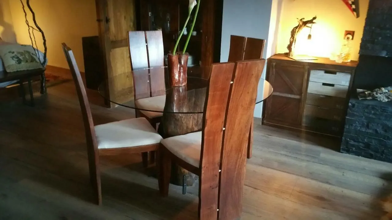 Apartamento Piso Diseño rústico 4 plazas con Vistas Borredá
