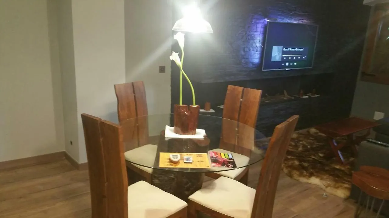 Apartamento Piso Diseño rústico 4 plazas con Vistas Borredá